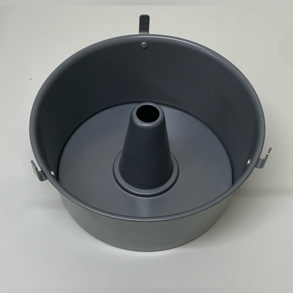 Vtg Non Stick Coated Aluminum Angelfood Cake Baking Mold - Picture 8 of 10